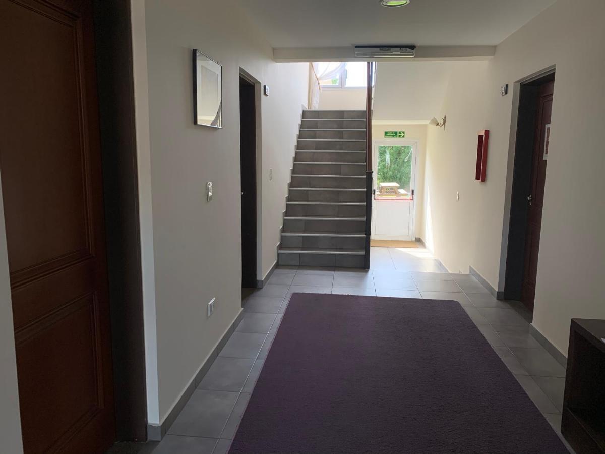 Edificio Sam Slick Apartment El Calafate Exterior foto